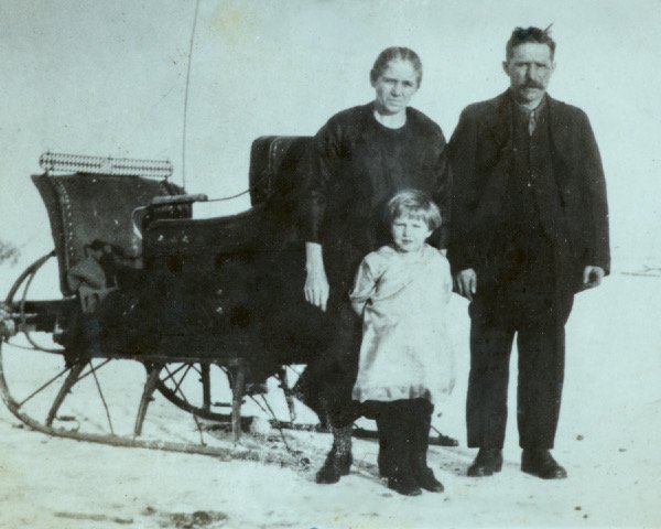 William and Paulina Pusch and their youngest child, Agnes